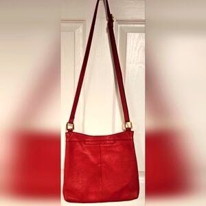 Hobo Brand Vintage Hide Collection Cambel Leather Crossbody Bag In Scarlet